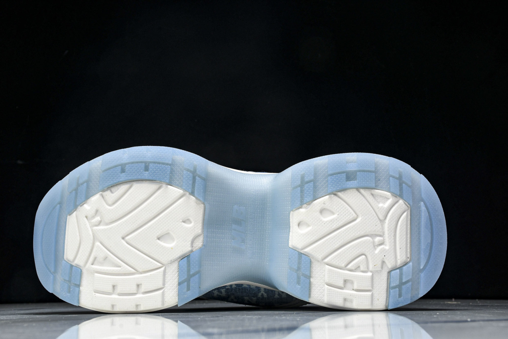 MLB 尺码35-45

纯原版出品-NY MLB XLG Chunky 纽约洋基队 透气休闲运动鞋 3
