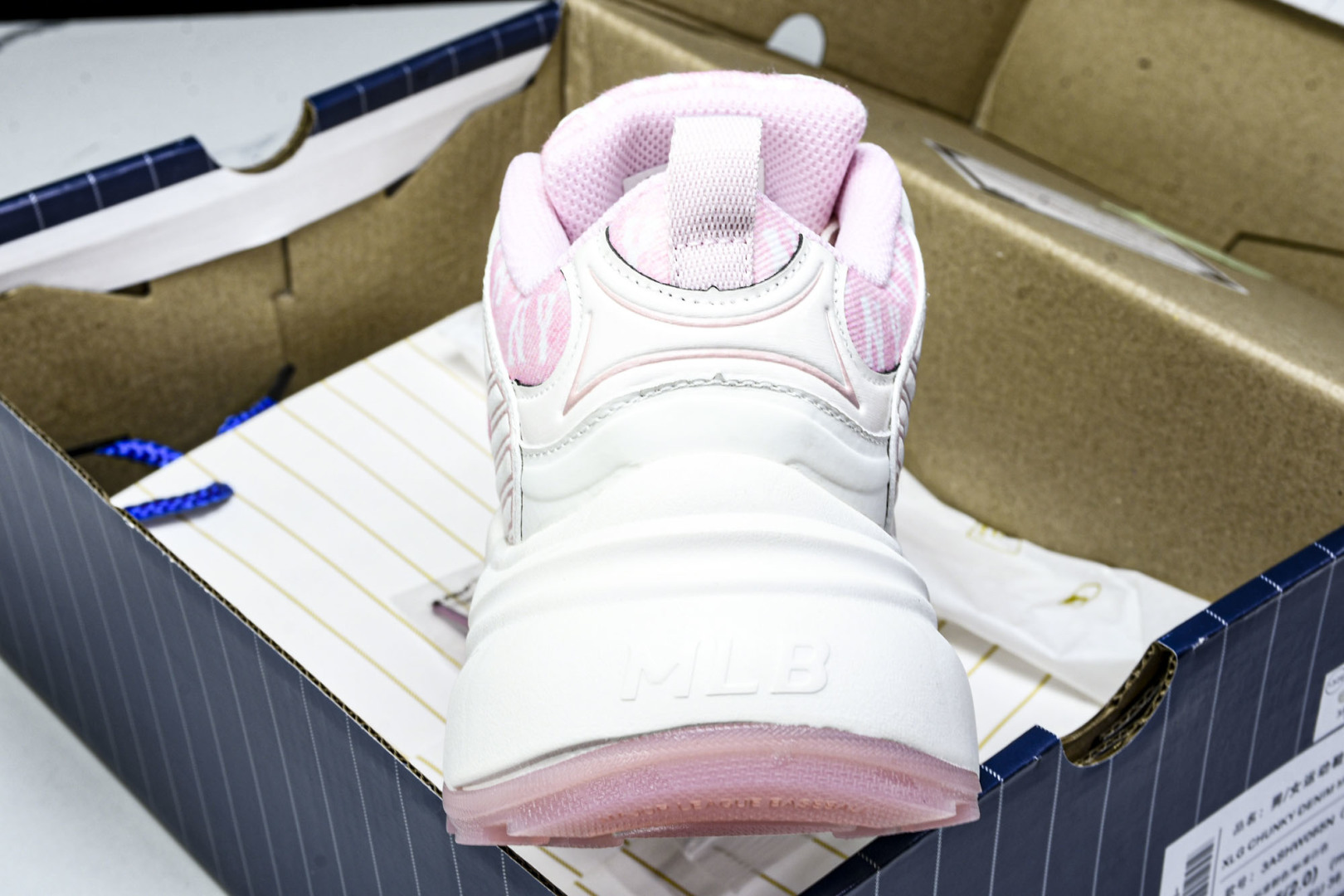 MLB 尺码35-45

纯原版出品-NY MLB XLG Chunky 纽约洋基队 透气休闲运动鞋 3