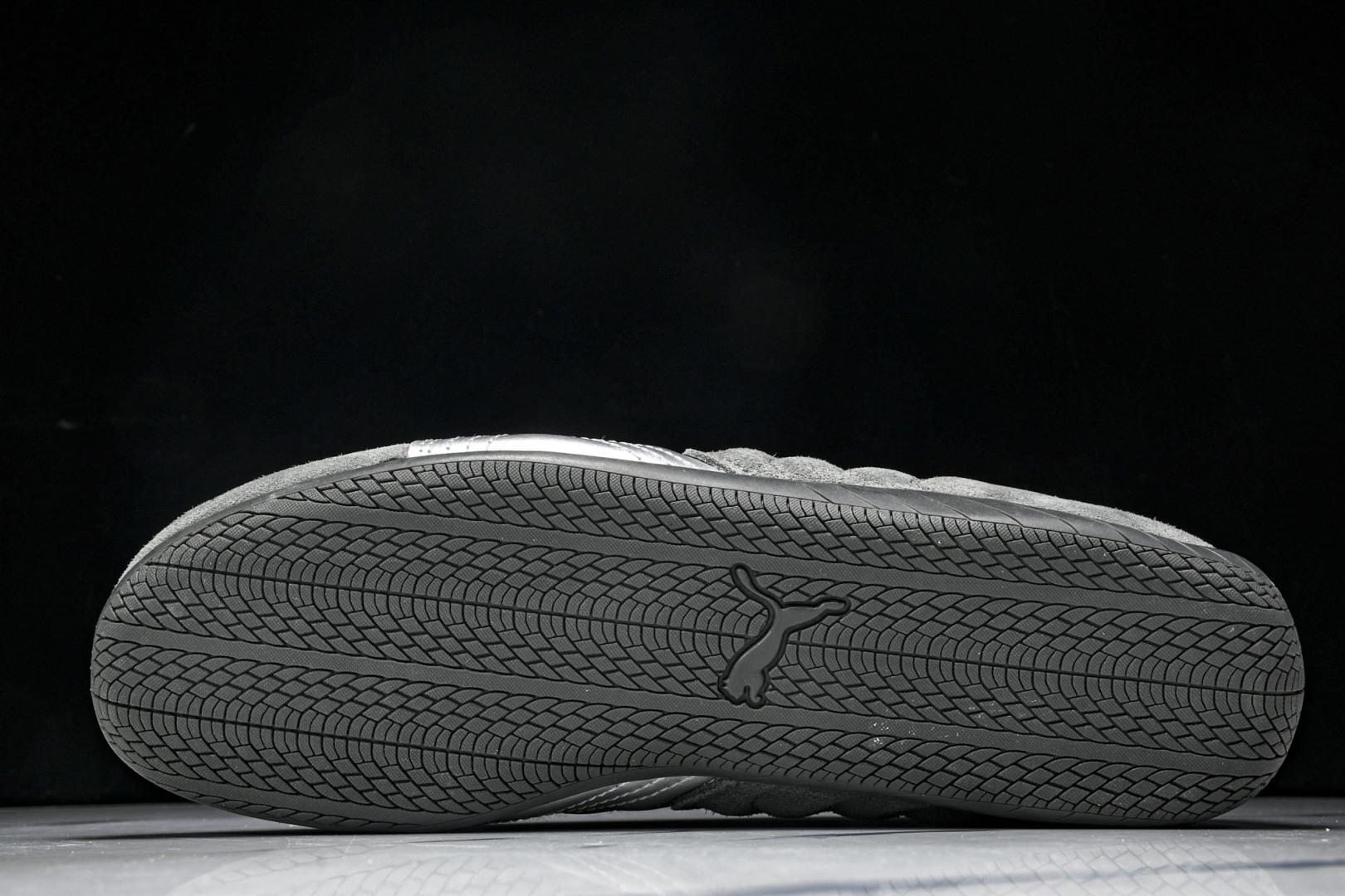 彪马 尺码36-45

纯原版出品-Puma SPeedcat Premium Shadow Grey 