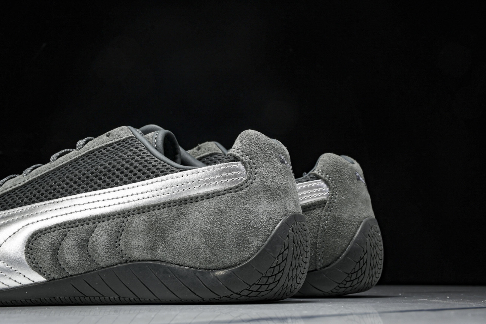 彪马 尺码36-45

纯原版出品-Puma SPeedcat Premium Shadow Grey 