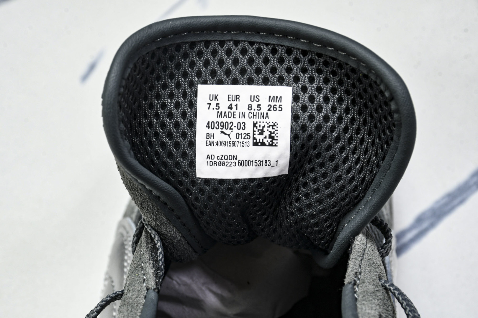 彪马 尺码36-45

纯原版出品-Puma SPeedcat Premium Shadow Grey 