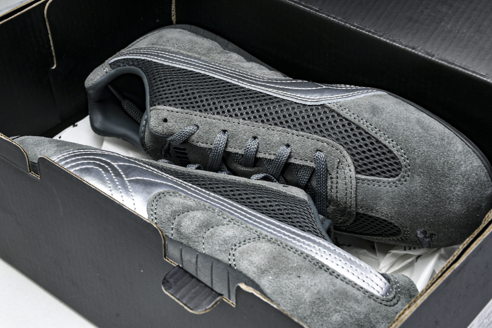 彪马 尺码36-45

纯原版出品-Puma SPeedcat Premium Shadow Grey 