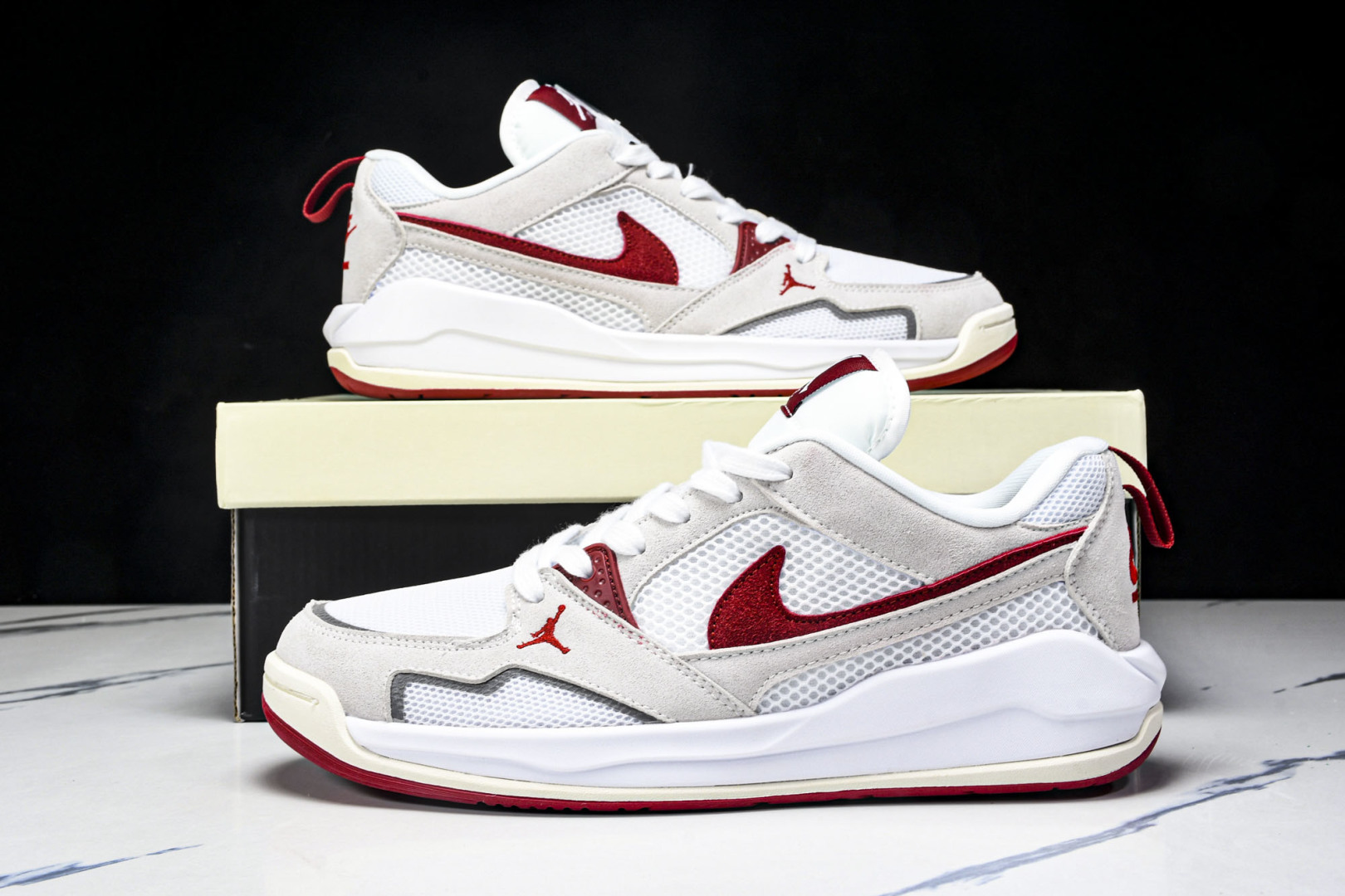AJ 尺码36-46

纯原版出品-Air Jordan Cmft Era AJ 乔丹复古运动板鞋 HJ