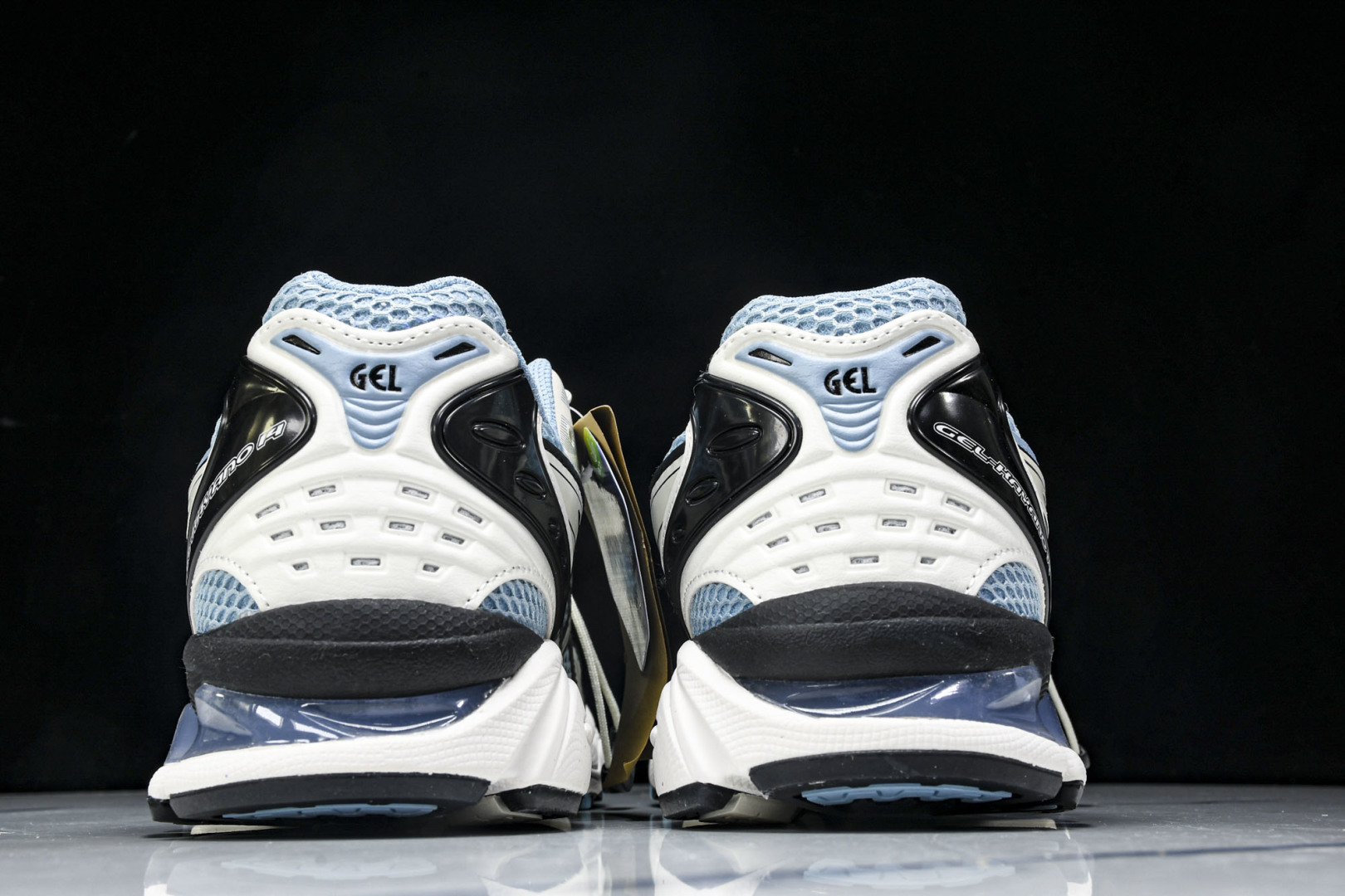 Asics 尺码36-47

纯原版出品-Asics Gel Kayano 14 Black Pure 