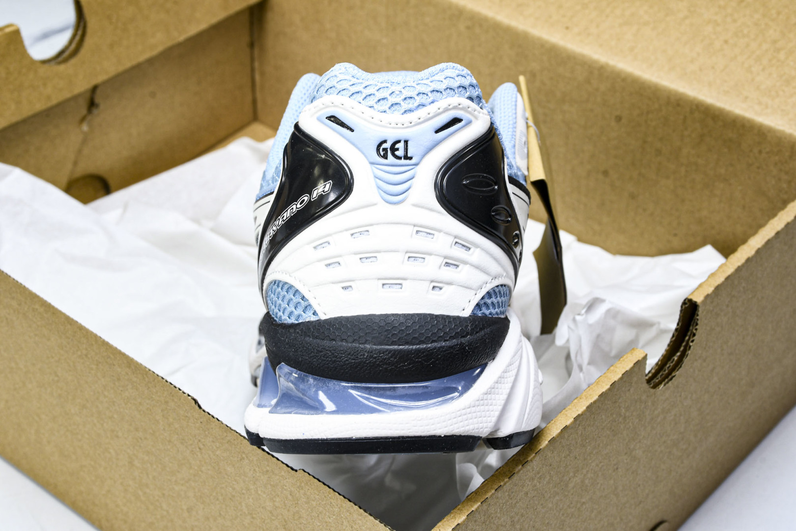 Asics 尺码36-47

纯原版出品-Asics Gel Kayano 14 Black Pure 