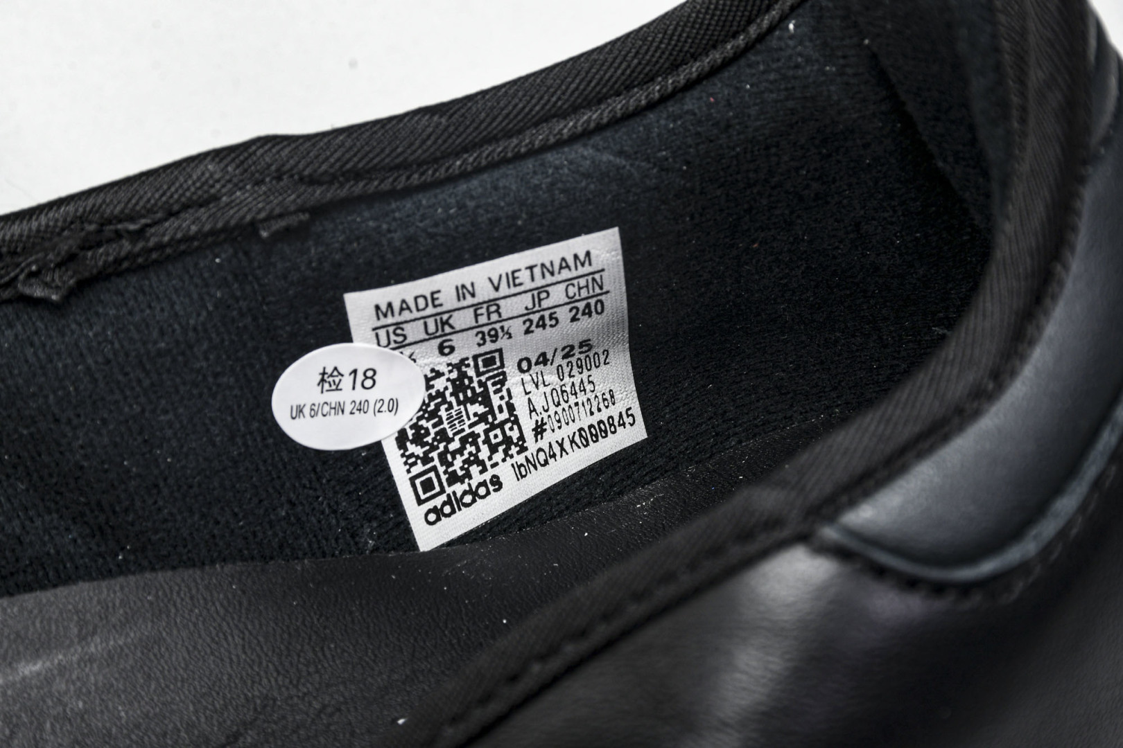 Originals 尺码36-41

纯原版出品-Samba Jane 玛丽珍板鞋懒人一脚蹬运动鞋 JQ