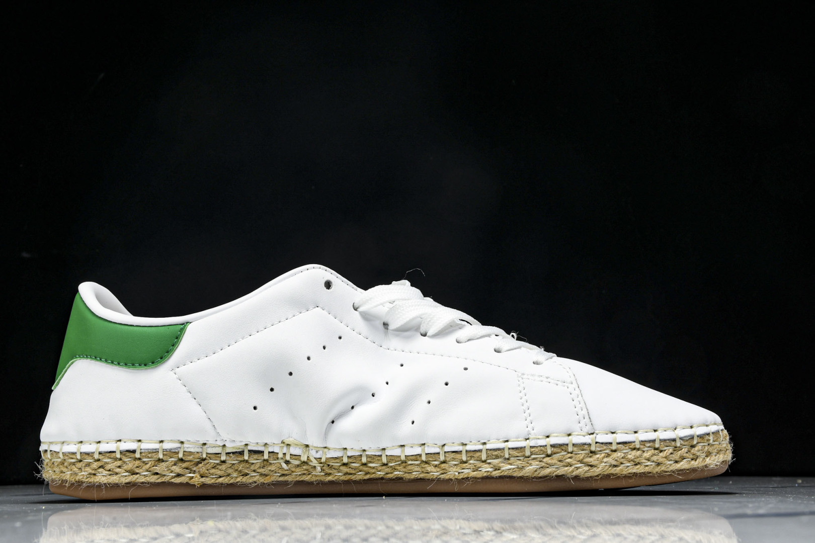 Originals 尺码36-45

纯原版出品-CLOT x adidas originals STA