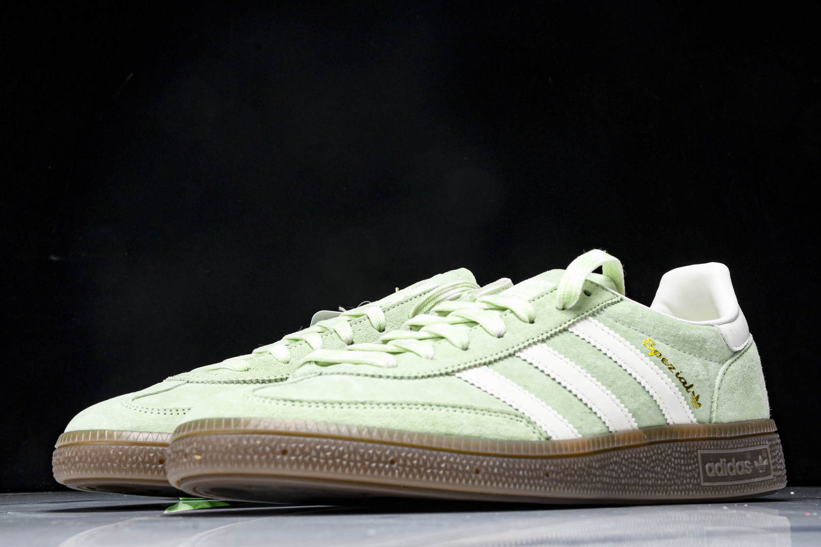Originals 尺码36-45

纯原版出品-Originals HANDBALL SPEZIAL 