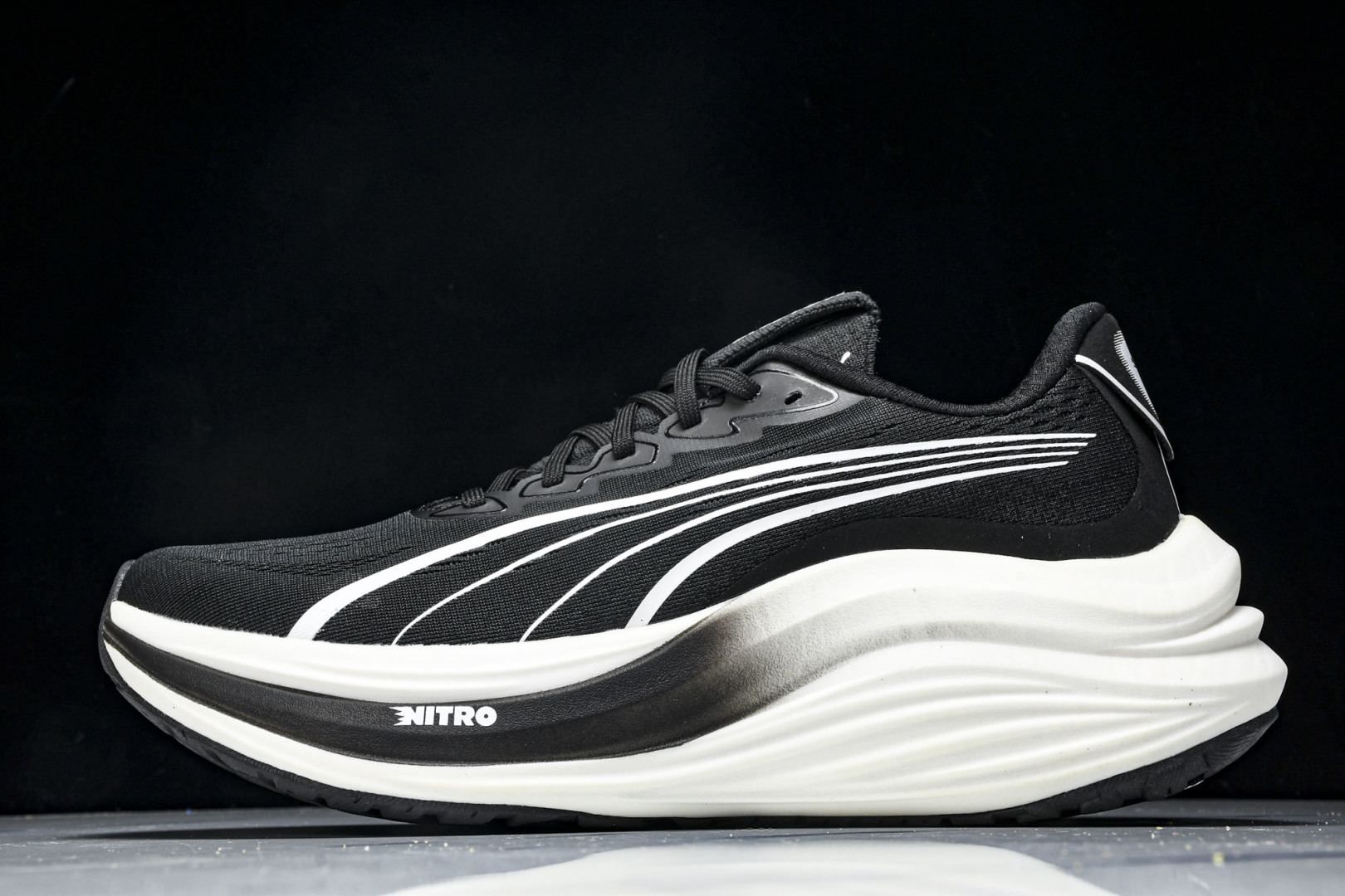 Puma 尺码36-45

纯原版出品-Puma Deviate Nitro 3 彪马舒适防滑耐磨低帮休