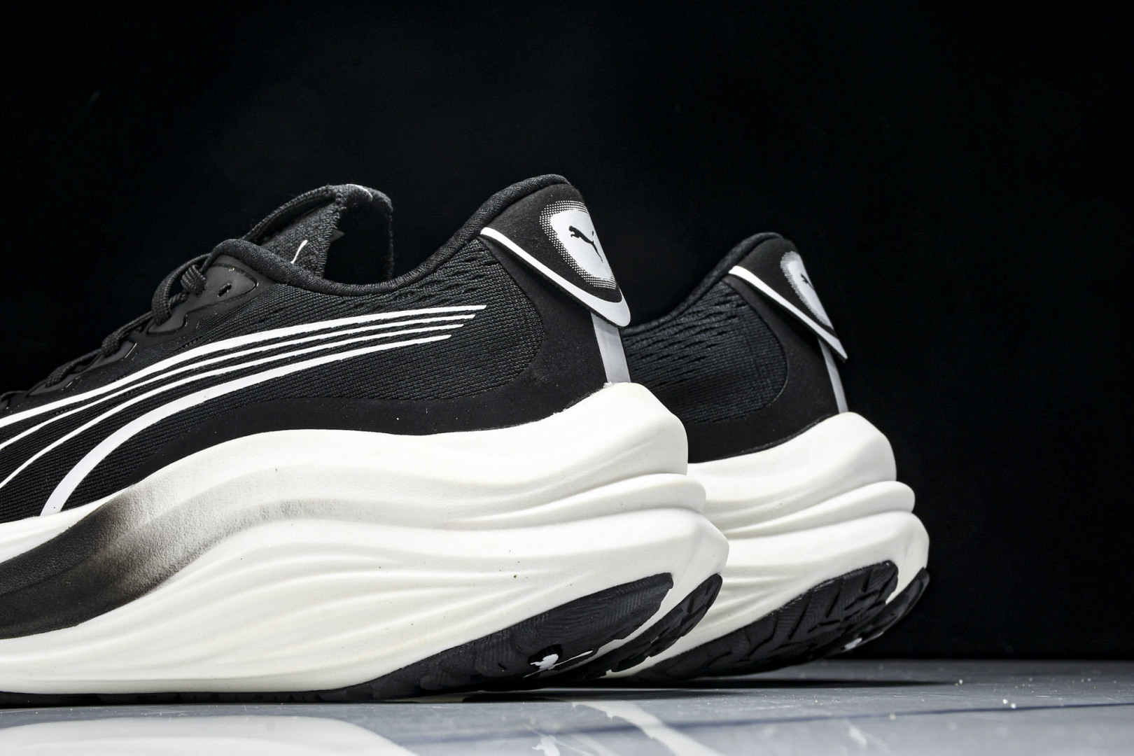 Puma 尺码36-45

纯原版出品-Puma Deviate Nitro 3 彪马舒适防滑耐磨低帮休