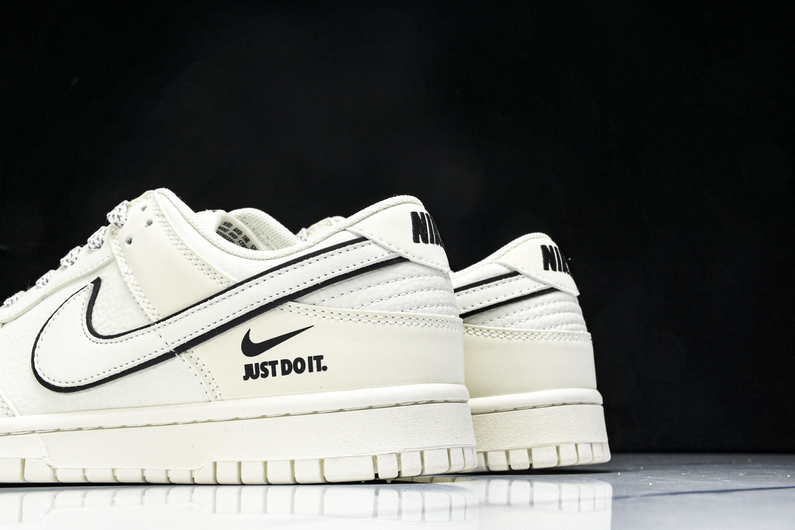 Dunk 尺码36-45

纯原版出品-SB Dunk Low Just Do it 周年高端定制 低帮