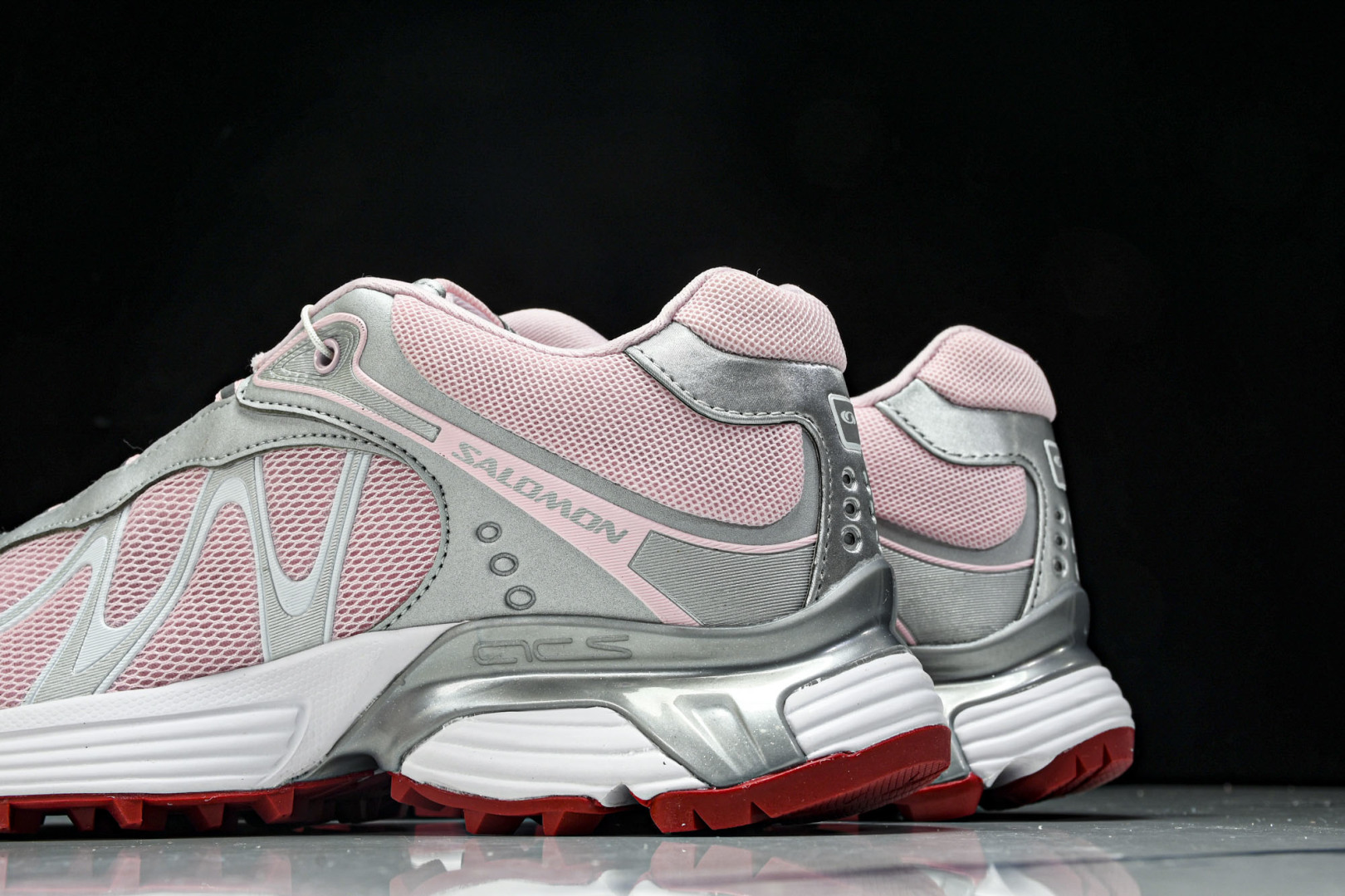 Salomon 尺码36-46.5

纯原版出品-Salomon XT-WhisPer 萨洛蒙 探索者系