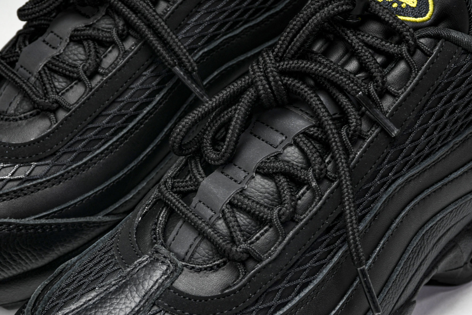 Max 尺码40-48.5

纯原版出品-Air Max 95 复古减震气垫跑鞋 FB2709 003 