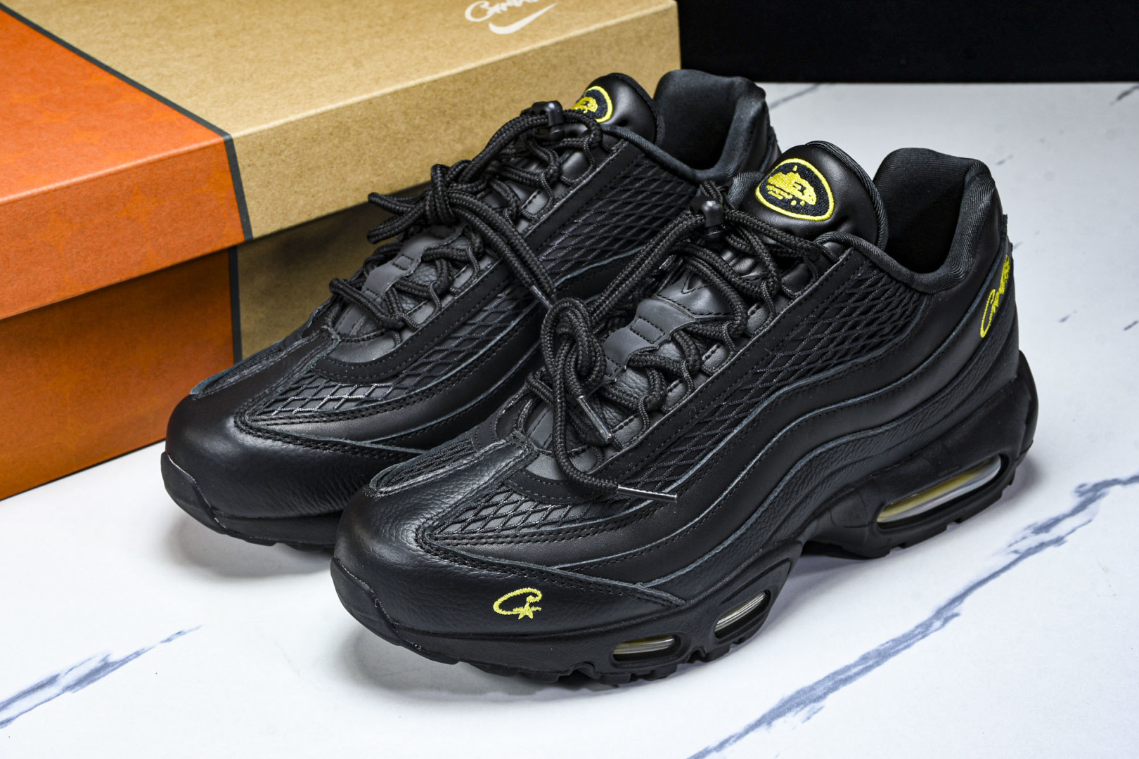 Max 尺码40-48.5

纯原版出品-Air Max 95 复古减震气垫跑鞋 FB2709 003 
