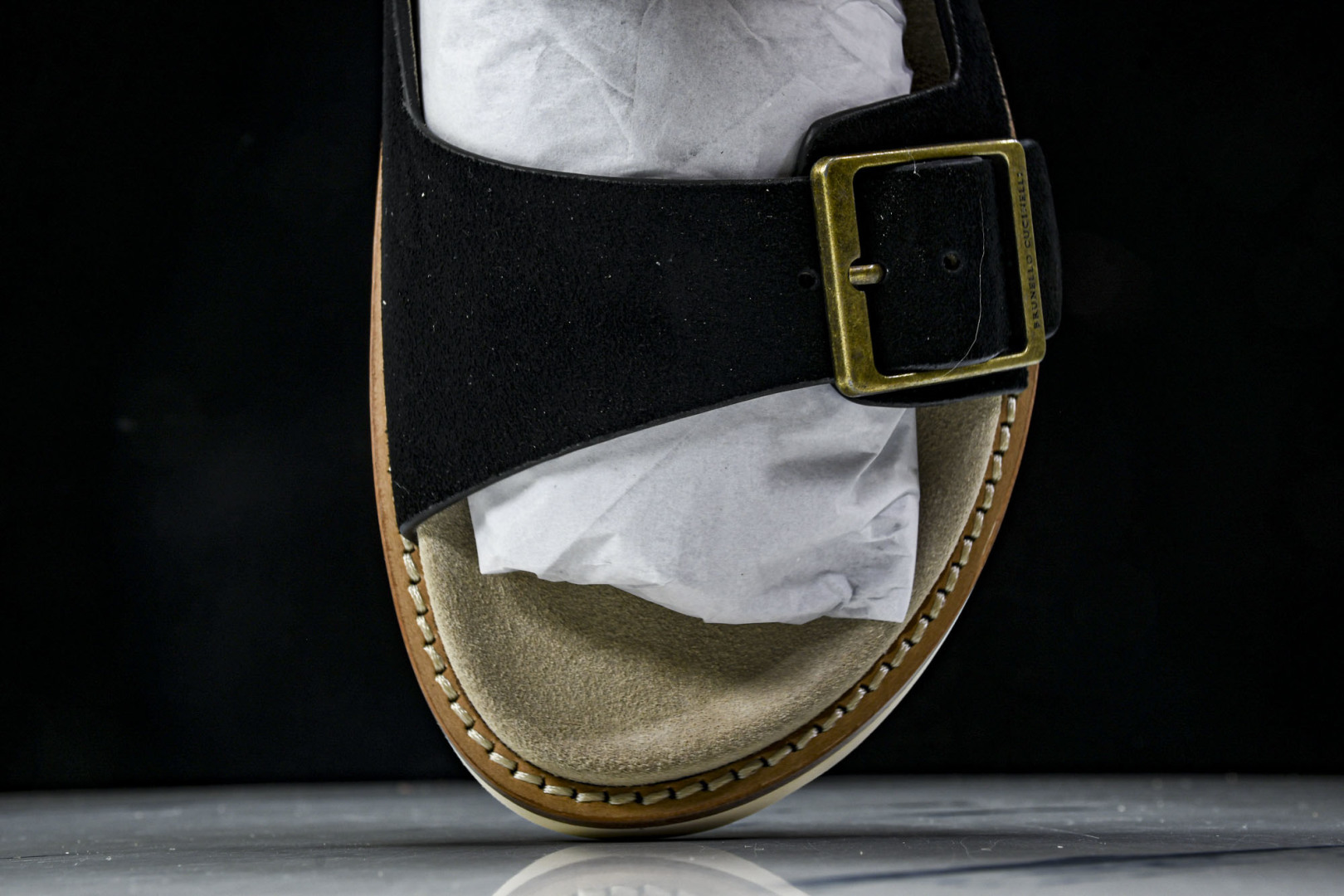 拖 尺码39-45

纯原版出品-BRUNELLO CUCINELLI 25春夏 男士拖 黑色 MZUS