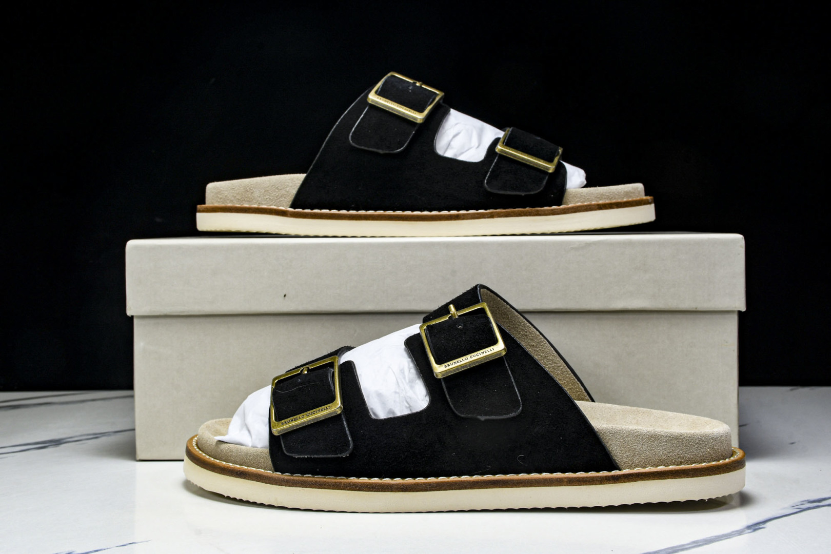 拖 尺码39-45

纯原版出品-BRUNELLO CUCINELLI 25春夏 男士拖 黑色 MZUS