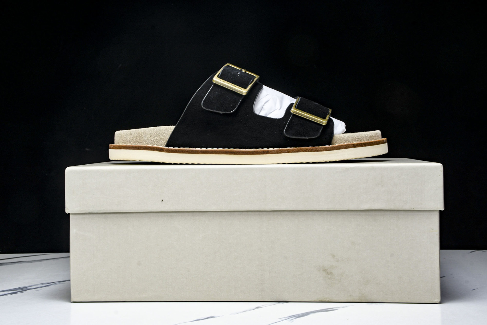 拖 尺码39-45

纯原版出品-BRUNELLO CUCINELLI 25春夏 男士拖 黑色 MZUS