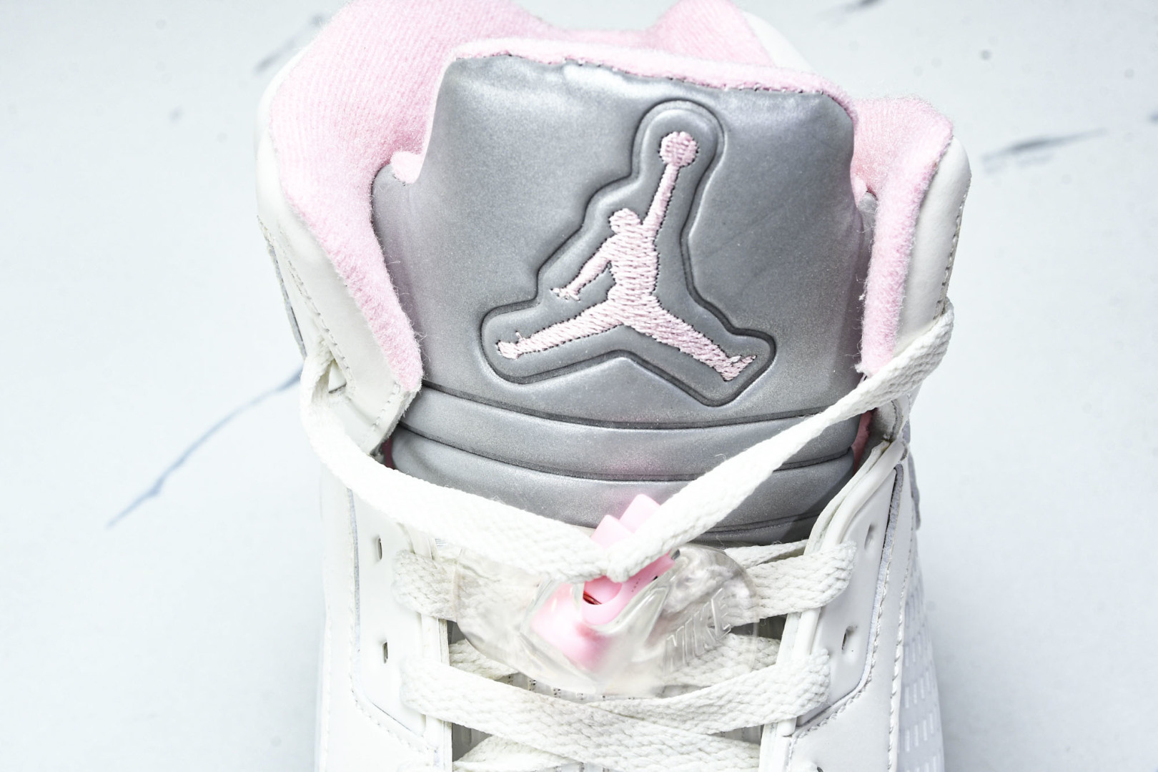 AJ5 尺码40-47.5

纯原版出品-Air Jordan 5 OG 35th Anniversar