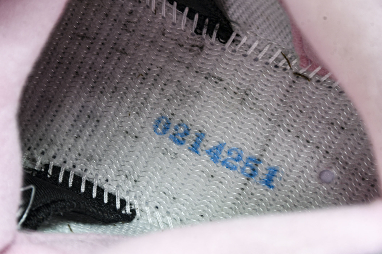 AJ5 尺码40-47.5

纯原版出品-Air Jordan 5 OG 35th Anniversar
