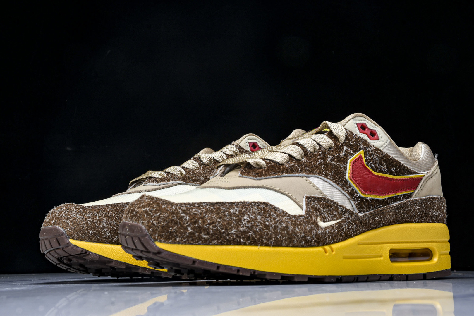 Max1 尺码36-47.5

纯原版出品-SWOOSH x  Nike Air Max 1 “Big 