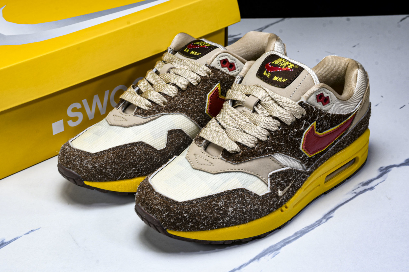 Max1 尺码36-47.5

纯原版出品-SWOOSH x  Nike Air Max 1 “Big 