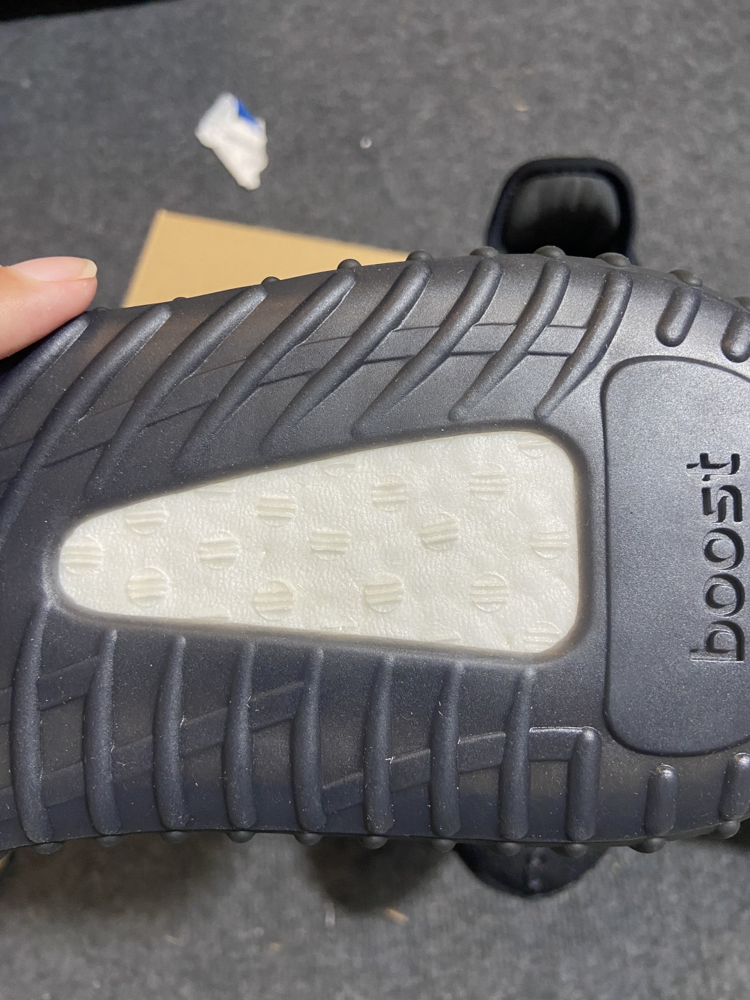 Yeezy黑武士 尺码36-48

纯原版出品-Yeezy Boost 350 V2“Onyx”黑武士 