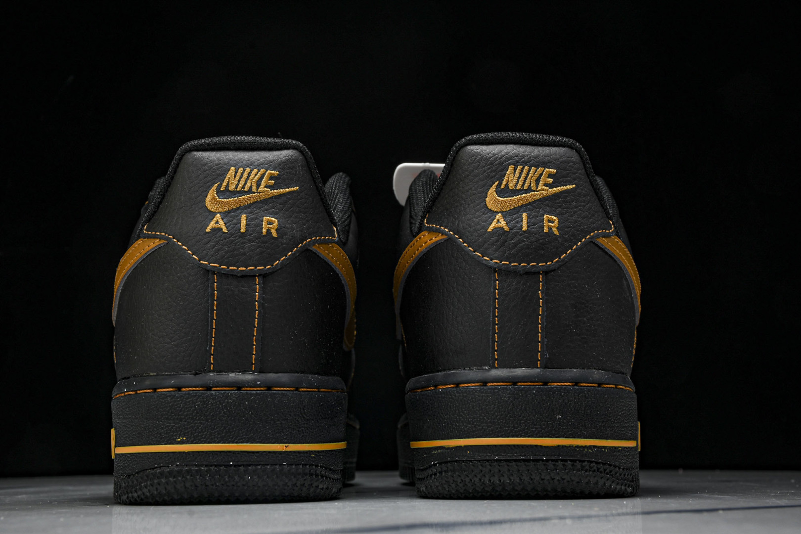 AF1空军 尺码36-45

纯原出品-Air Force 1'07 Low 空军一号低帮休闲板鞋 HQ