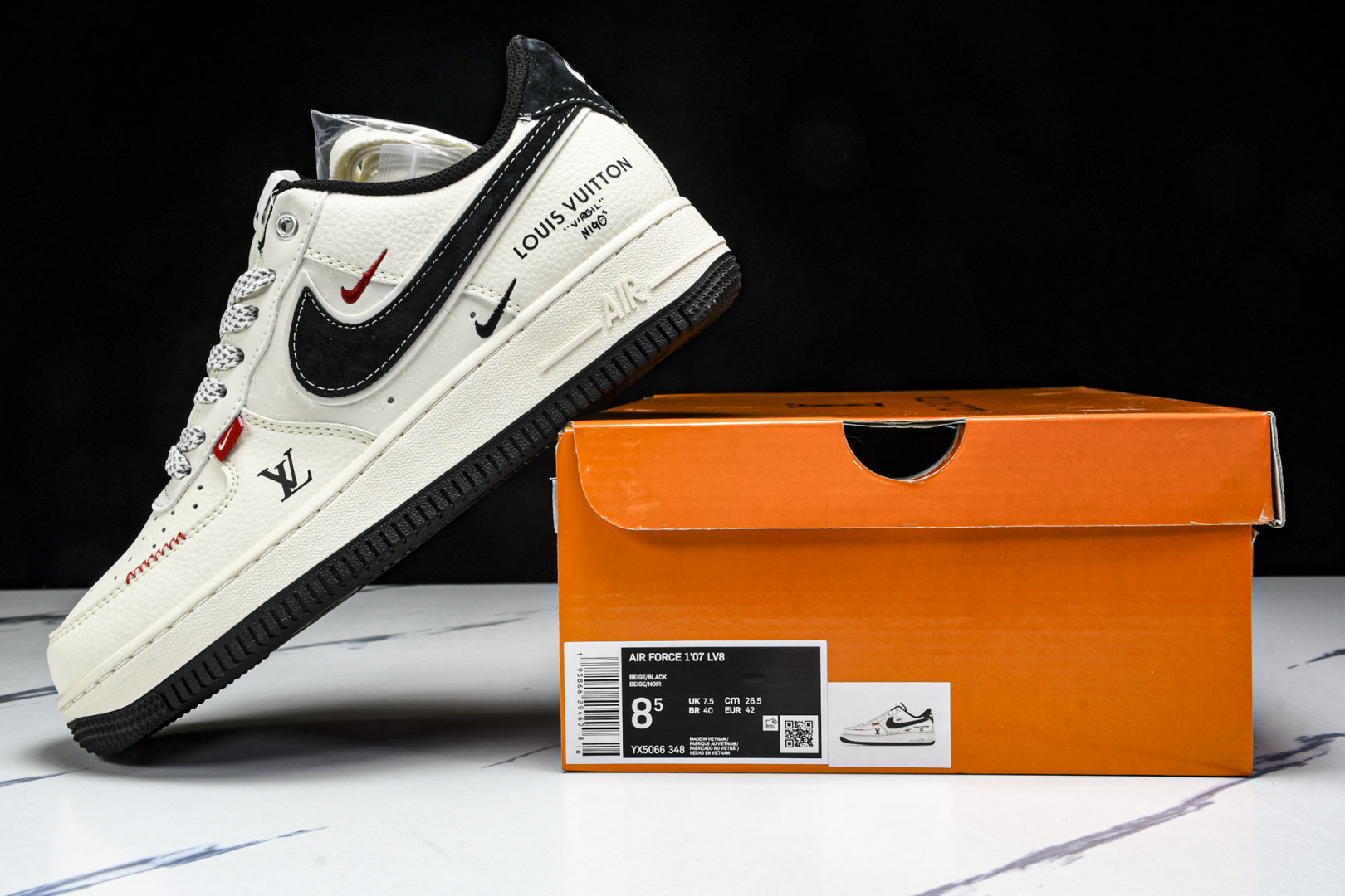 AF1空军 尺码36-45

纯原出品-Air Force 1'07 Low LV联名 米黑勾红标 空军
