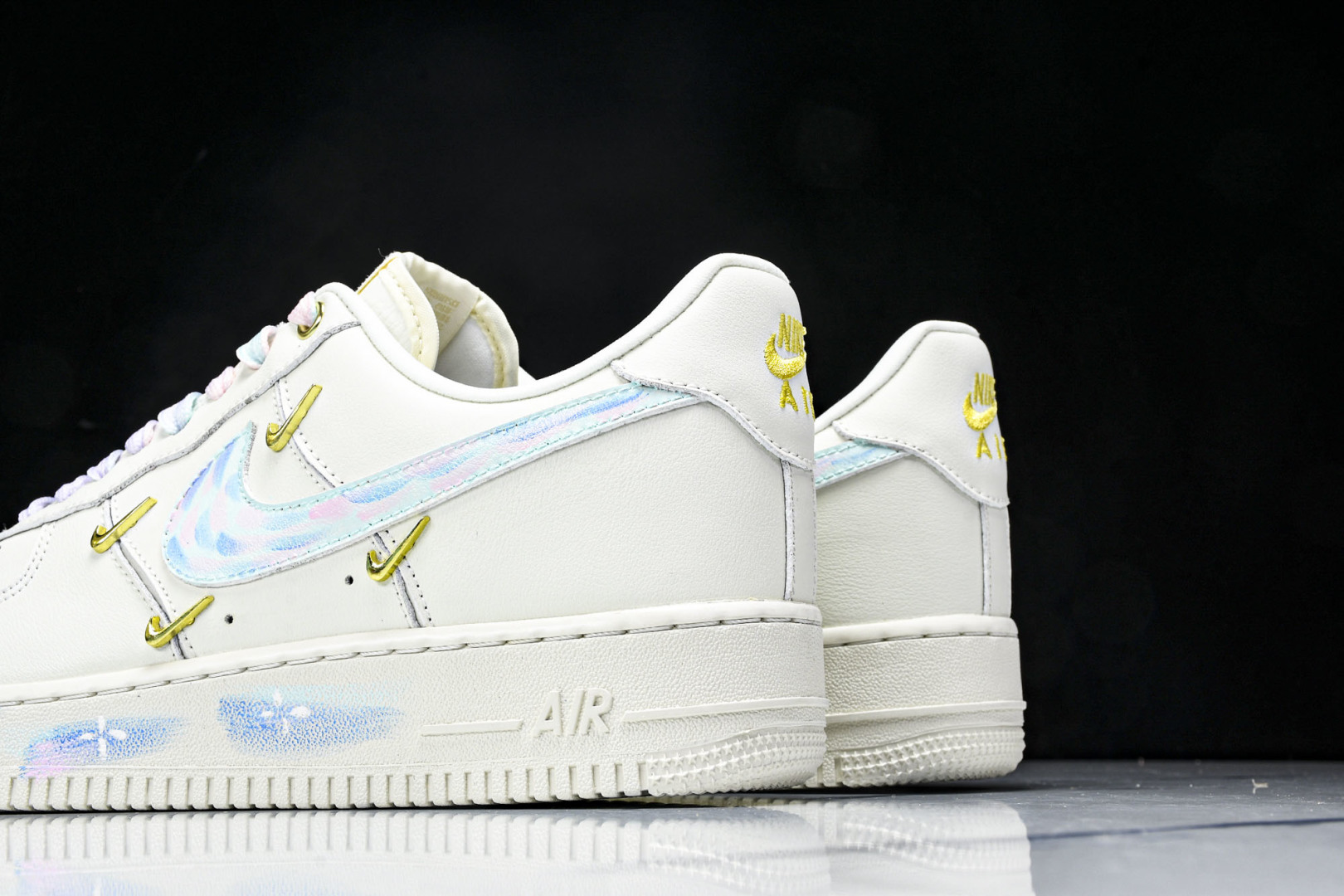 AF1空军 尺码36-45

纯原出品-Air Force 1'07 Low Monet Impress