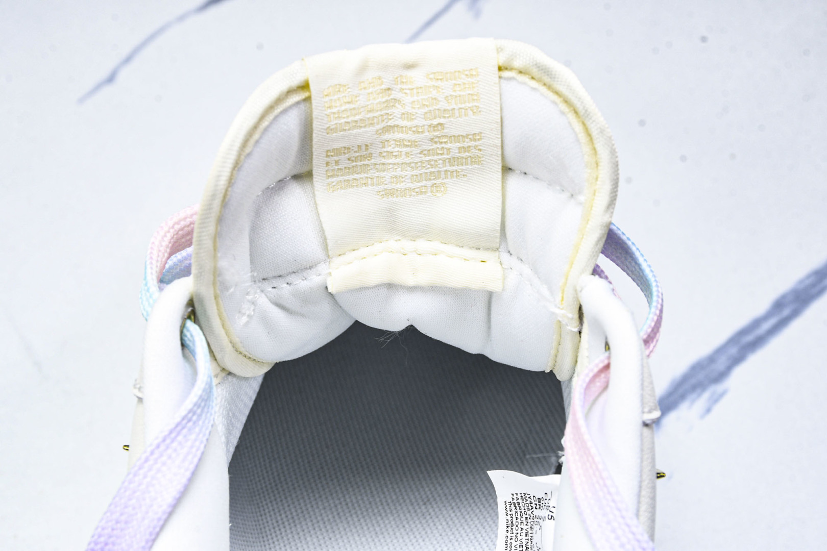 AF1空军 尺码36-45

纯原出品-Air Force 1'07 Low Monet Impress