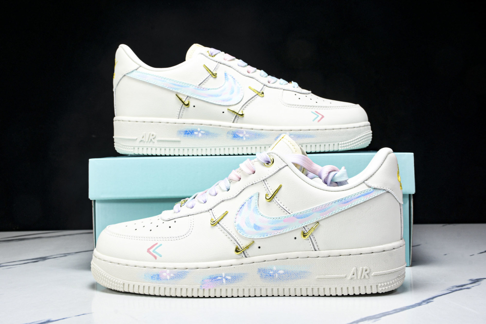 AF1空军 尺码36-45

纯原出品-Air Force 1'07 Low Monet Impress