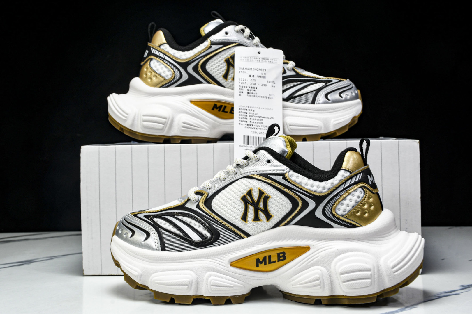 MLB 尺码35-45

纯原出品-MLB Winner Chunky 赛博老爹鞋 白银金 3ASHWD