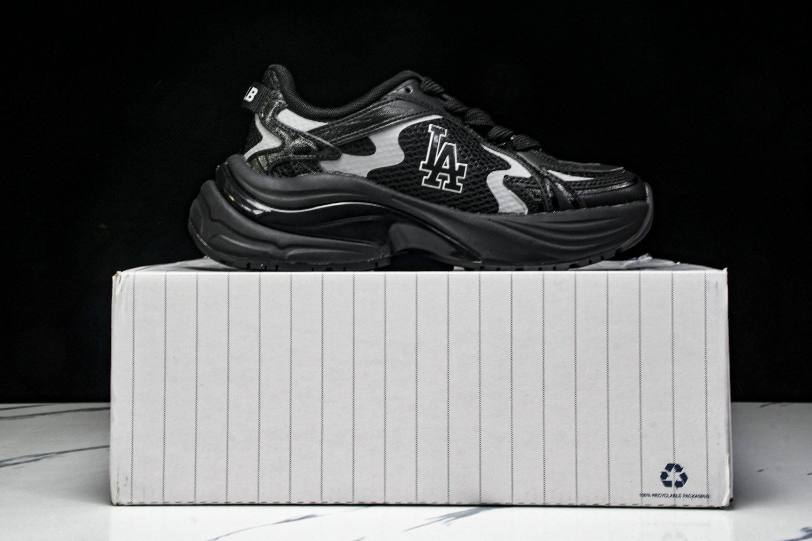 MLB 尺码35-45

纯原出品-NY MLB Bigball Chunky Curve 纽约洋基队 