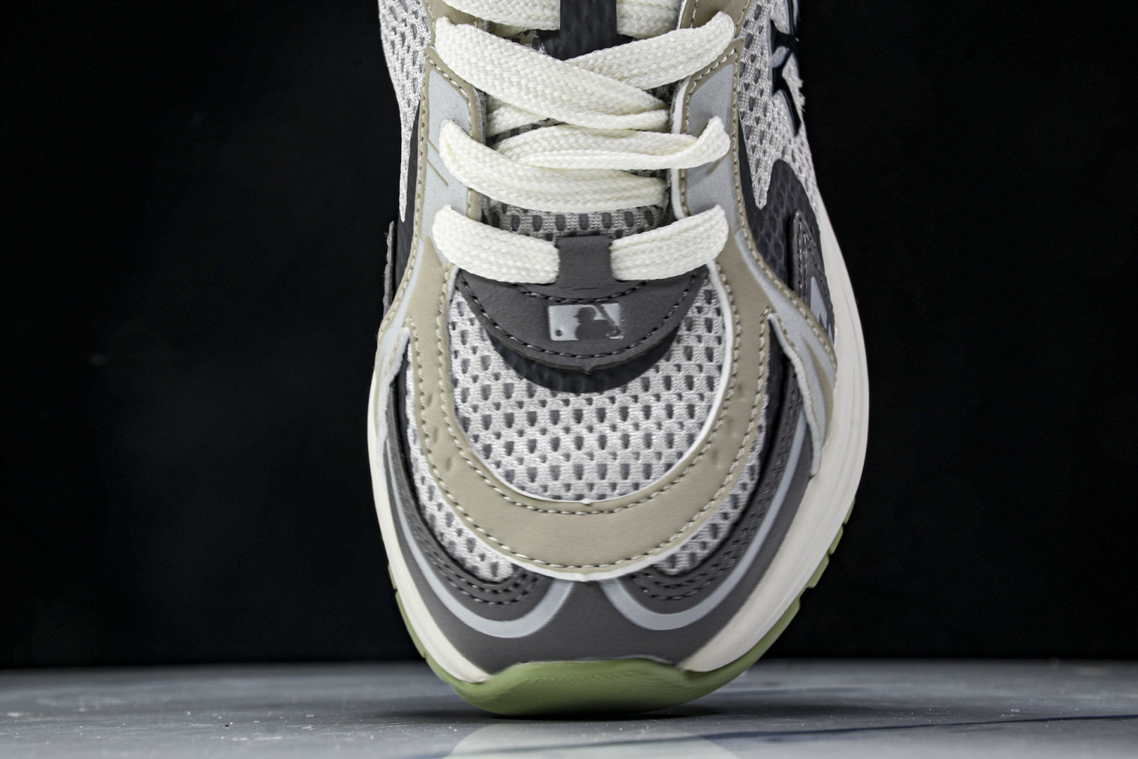 MLB 尺码35-45

纯原出品-NY MLB Bigball Chunky Curve 纽约洋基队 