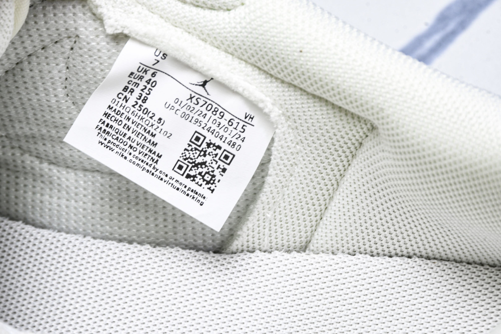 DUNK  尺码36-45

纯原出品-Travis Scott x Fragment Design x