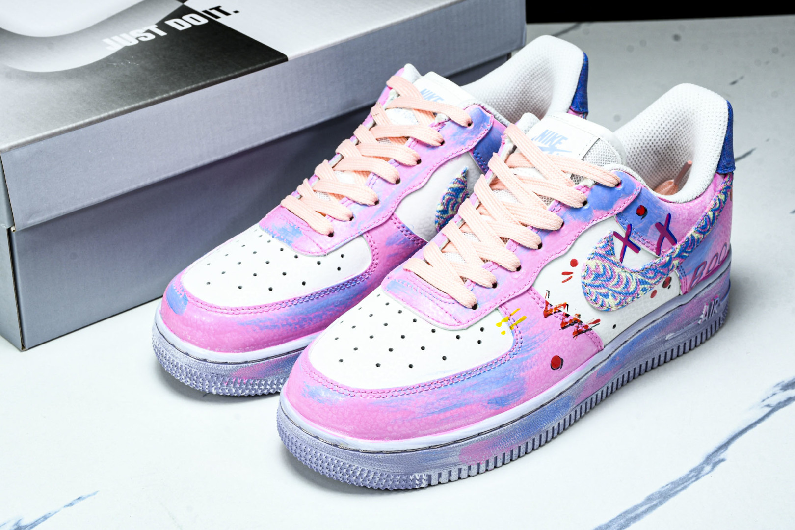 AF1空军 尺码36-45

纯原出品-Nike Air Force 1'07 Low Pink Dai