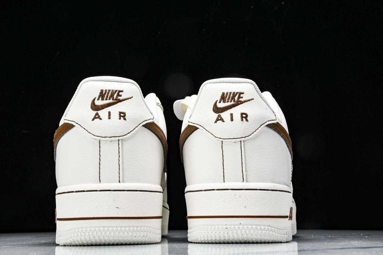AF1空军 尺码36-45

纯原出品-Air Force 1'07 Low 空军一号低帮休闲板鞋 HQ