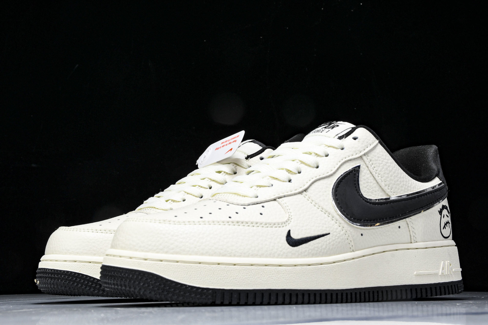 AF1空军 尺码36-45

纯原出品-Air Force 1'07 Low 米黑鬼脸 空军一号低帮休闲