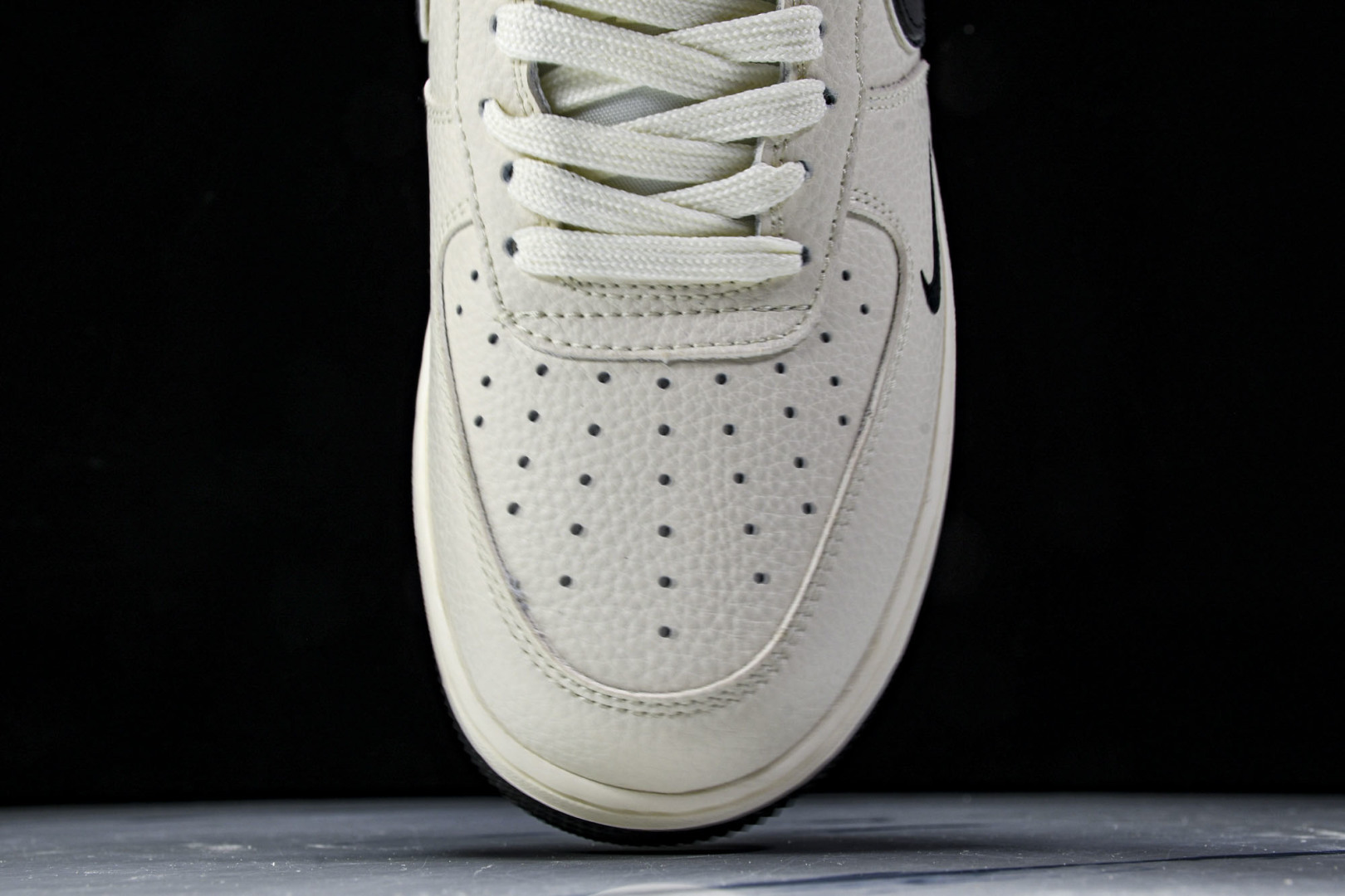 AF1空军 尺码36-45

纯原出品-Air Force 1'07 Low 米黑鬼脸 空军一号低帮休闲