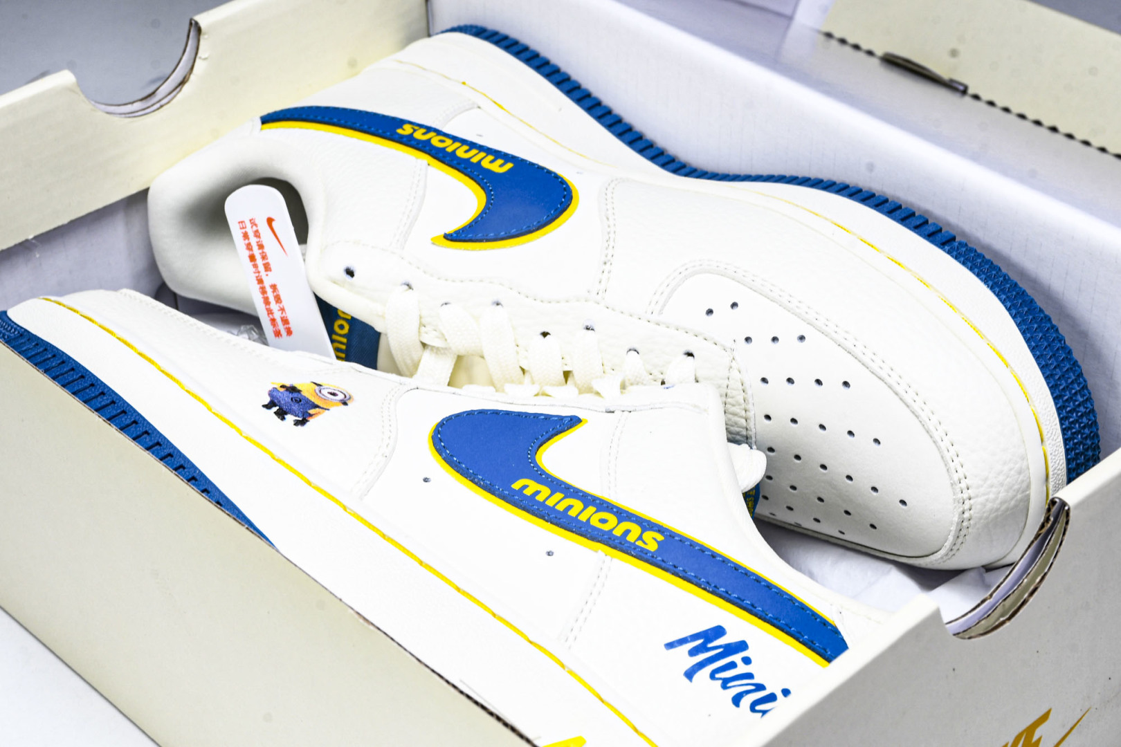 AF1空军 尺码36-45

纯原出品-Air Force 1'07 Low 小黄人 白蓝金韵 空军一号