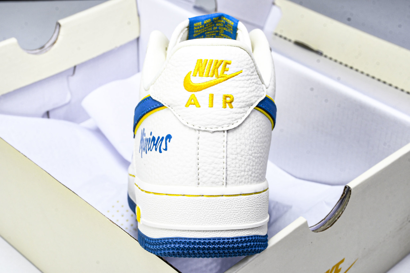 AF1空军 尺码36-45

纯原出品-Air Force 1'07 Low 小黄人 白蓝金韵 空军一号