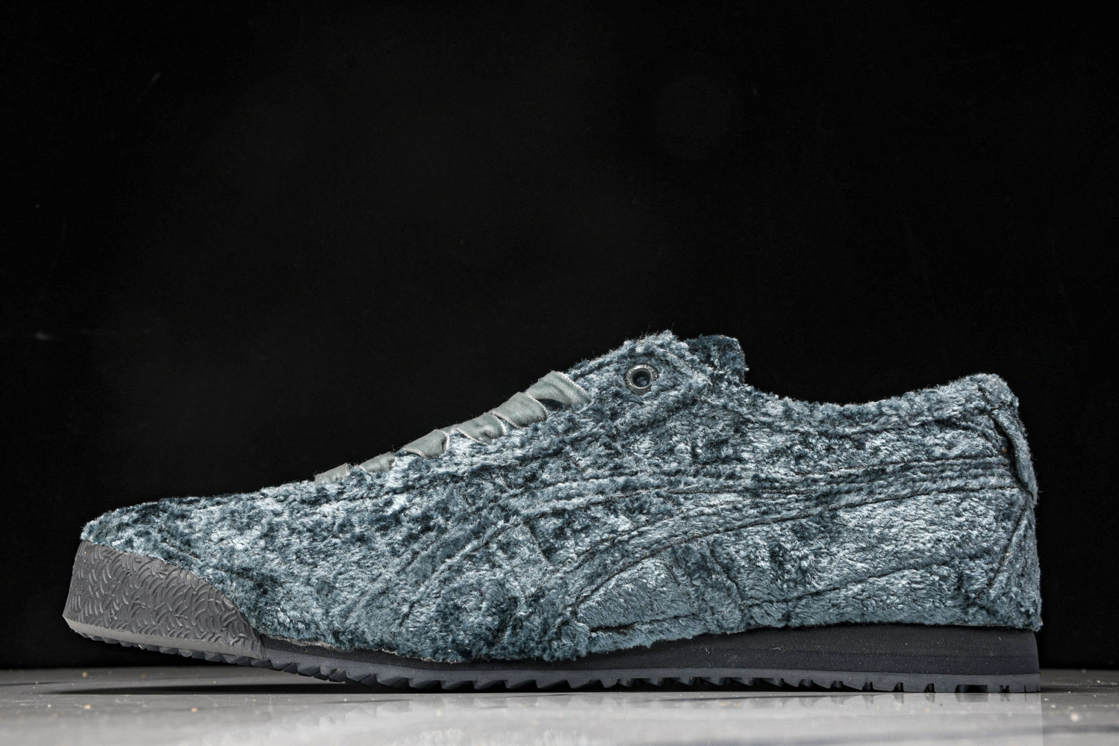 Tiger尺码36-45

纯原出品-Onitsuka Tiger 鬼塚虎 Mexico 66 Velv