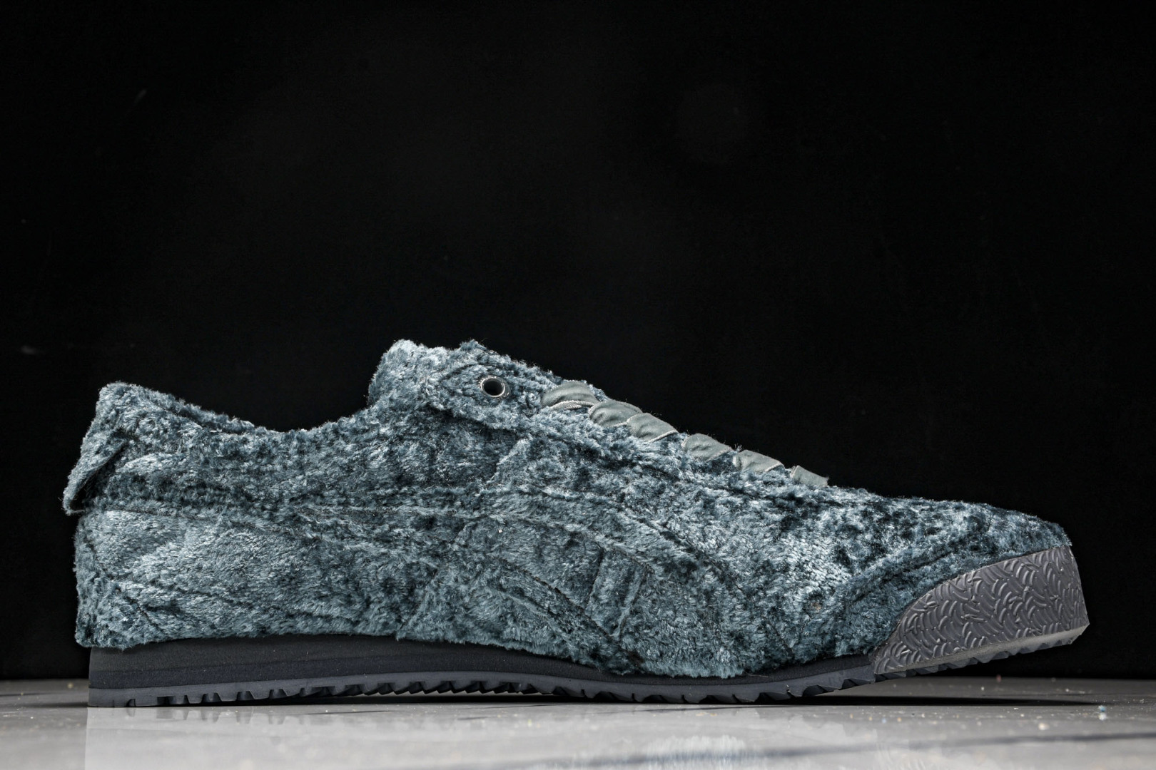 Tiger尺码36-45

纯原出品-Onitsuka Tiger 鬼塚虎 Mexico 66 Velv