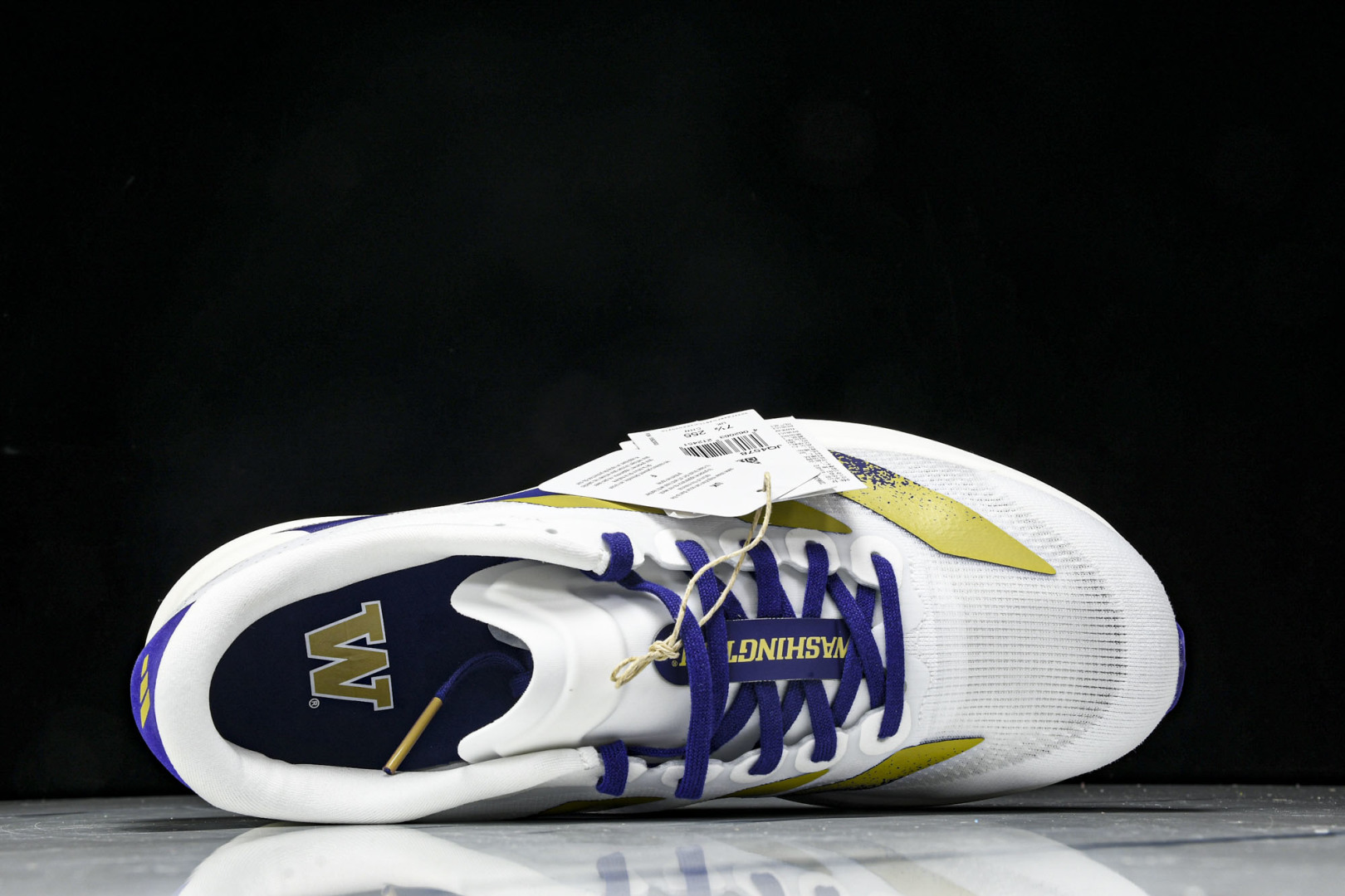 Adizero 尺码39-45

纯原出品-Adizero Evo SL 阿迪超轻透气缓震跑鞋 JQ45
