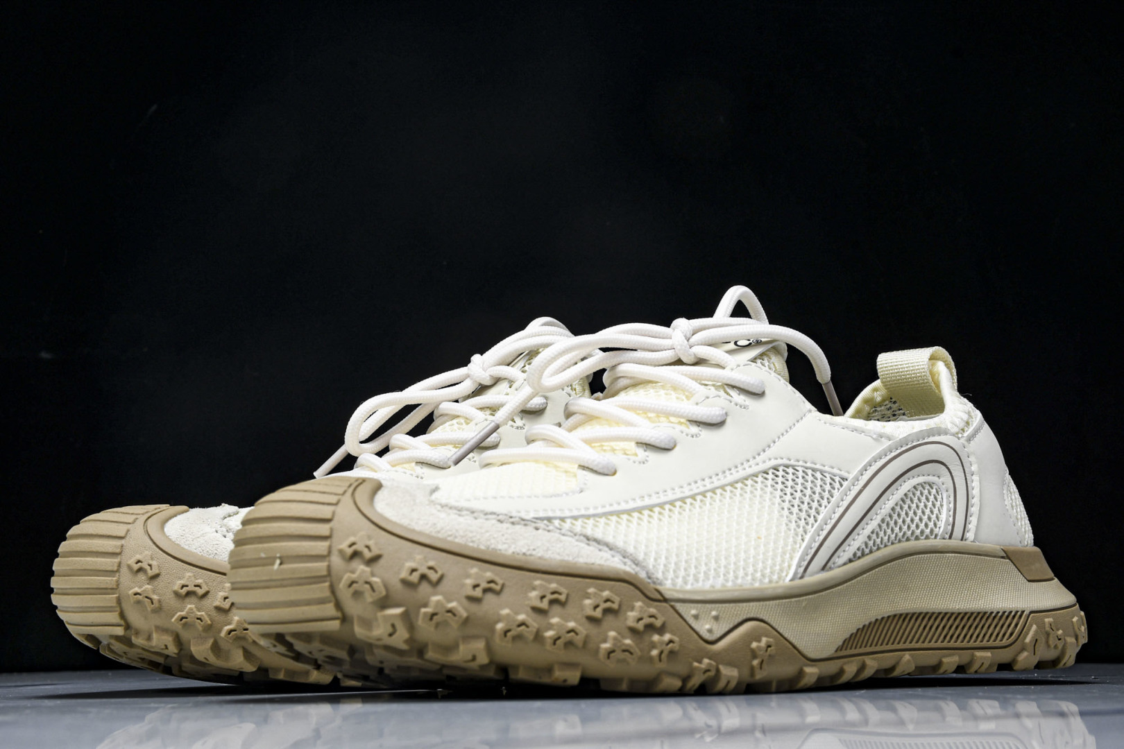 爱步 尺码39-44

纯原出品-ECCO爱步 2025夏季 BIOM男士户外凉鞋系列 77805 01