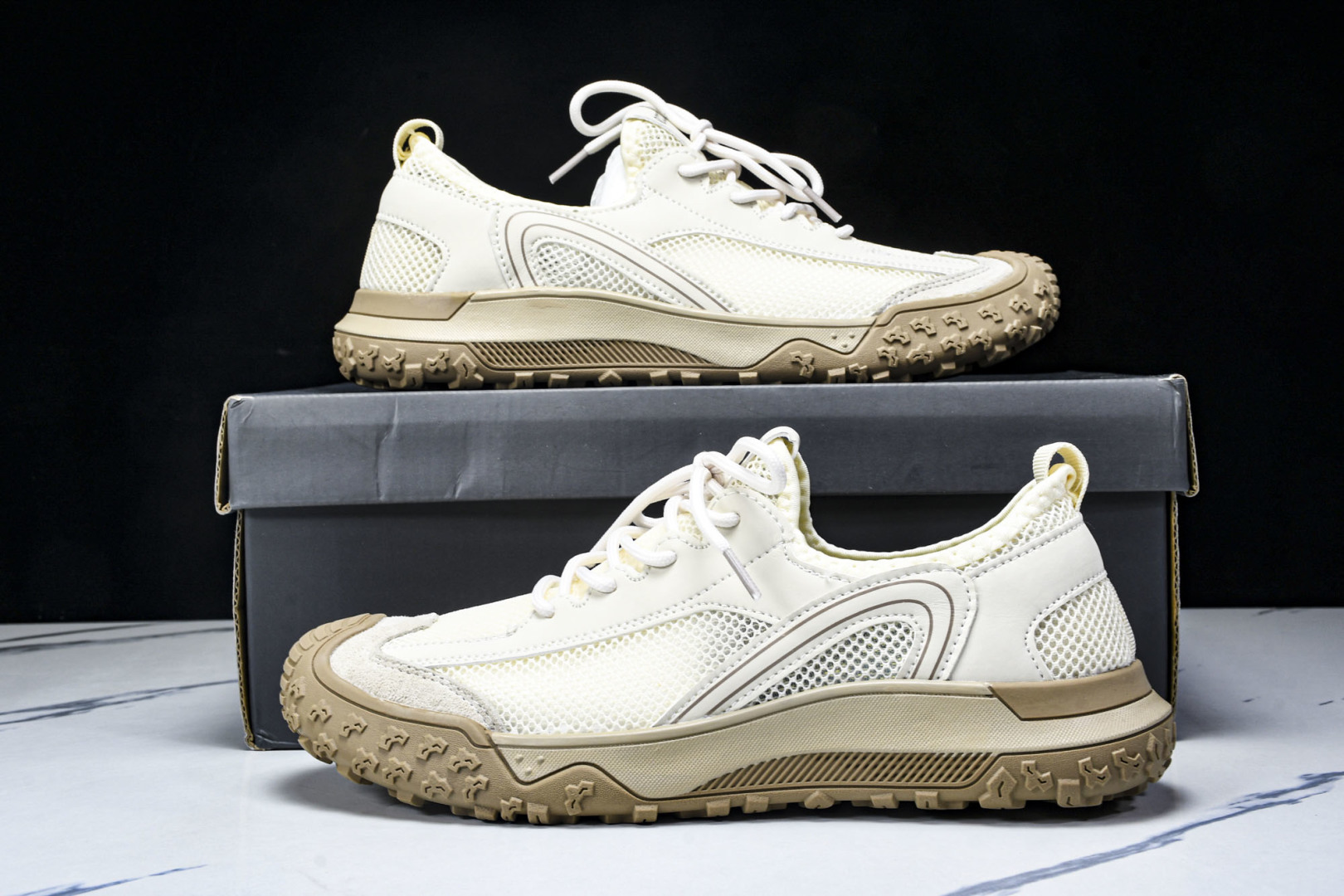 爱步 尺码39-44

纯原出品-ECCO爱步 2025夏季 BIOM男士户外凉鞋系列 77805 01
