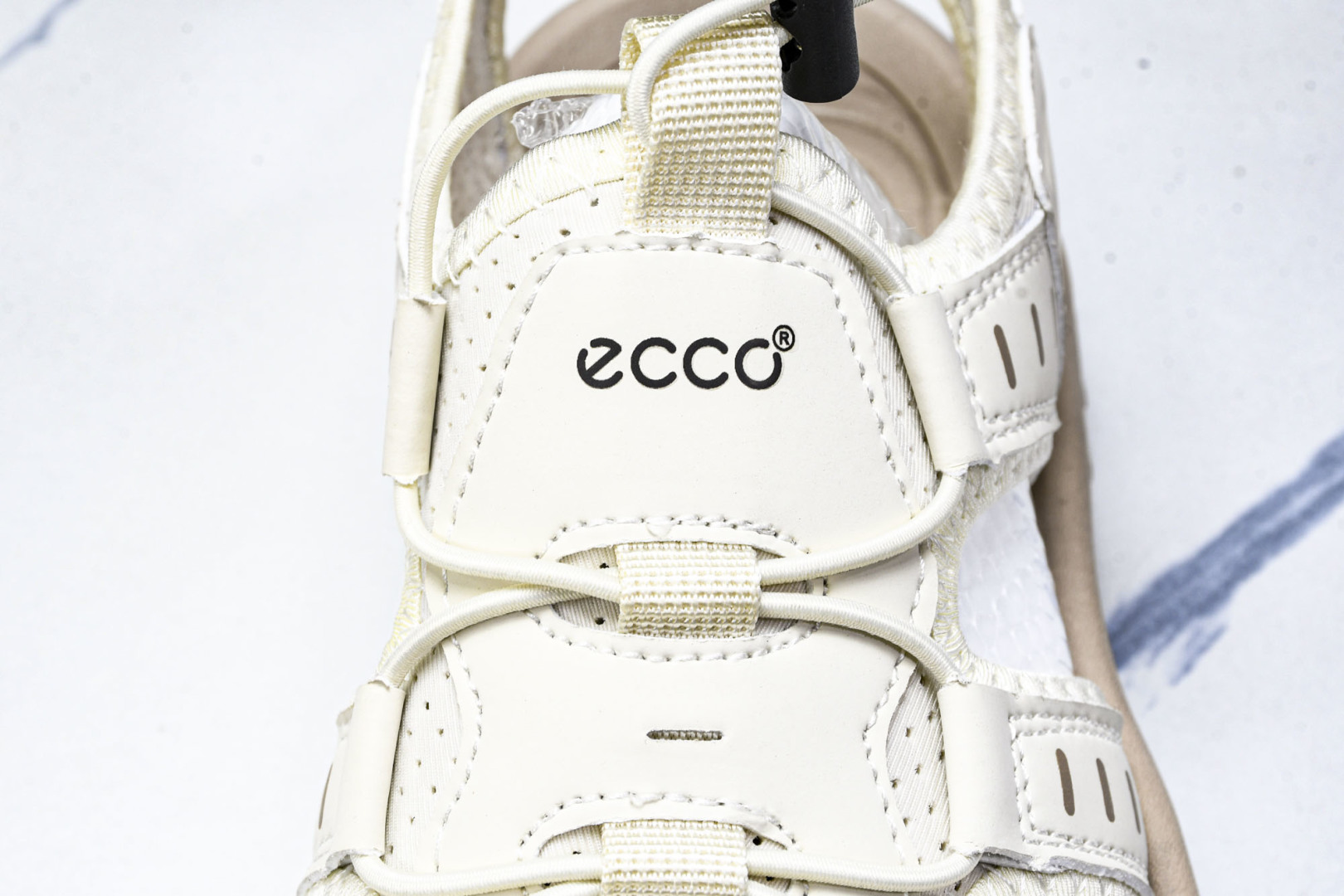 爱步 尺码39-44

纯原出品-Ecco爱步 山地系列 BIOM男士户外越野运动包头凉鞋 77801 