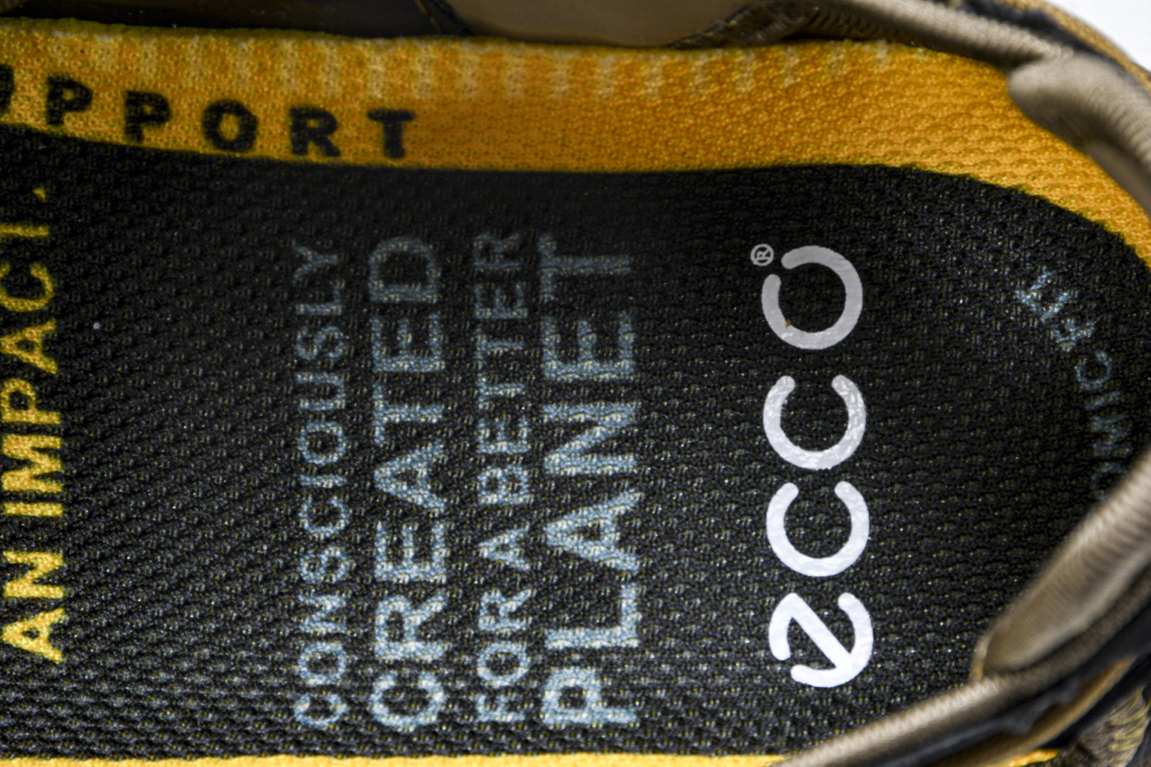 爱步 尺码39-44

纯原出品-Ecco爱步 越野系列 夏季新款 男士牛皮舒适运动沙滩凉鞋 77169