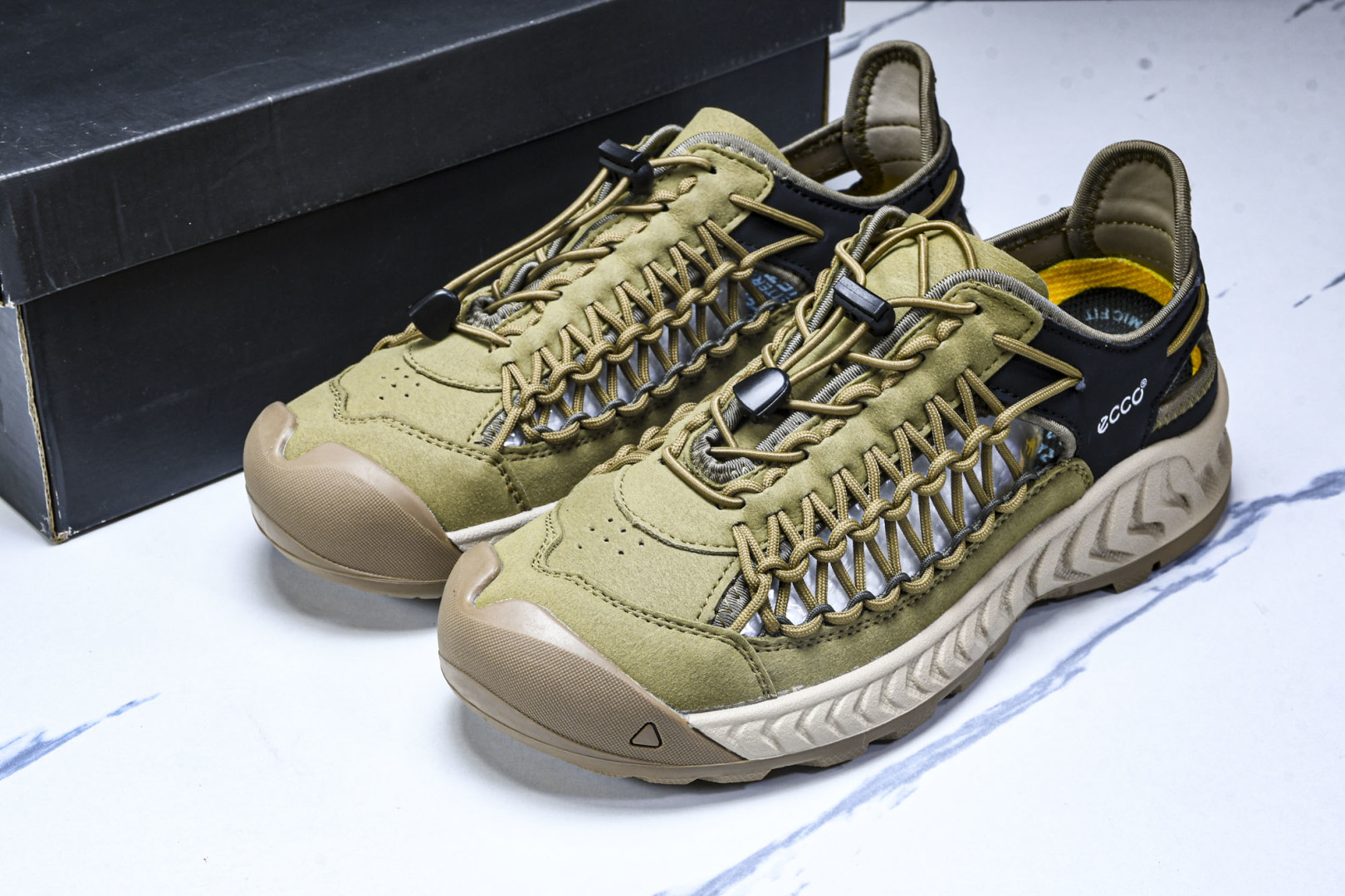 爱步 尺码39-44

纯原出品-Ecco爱步 越野系列 夏季新款 男士牛皮舒适运动沙滩凉鞋 77169