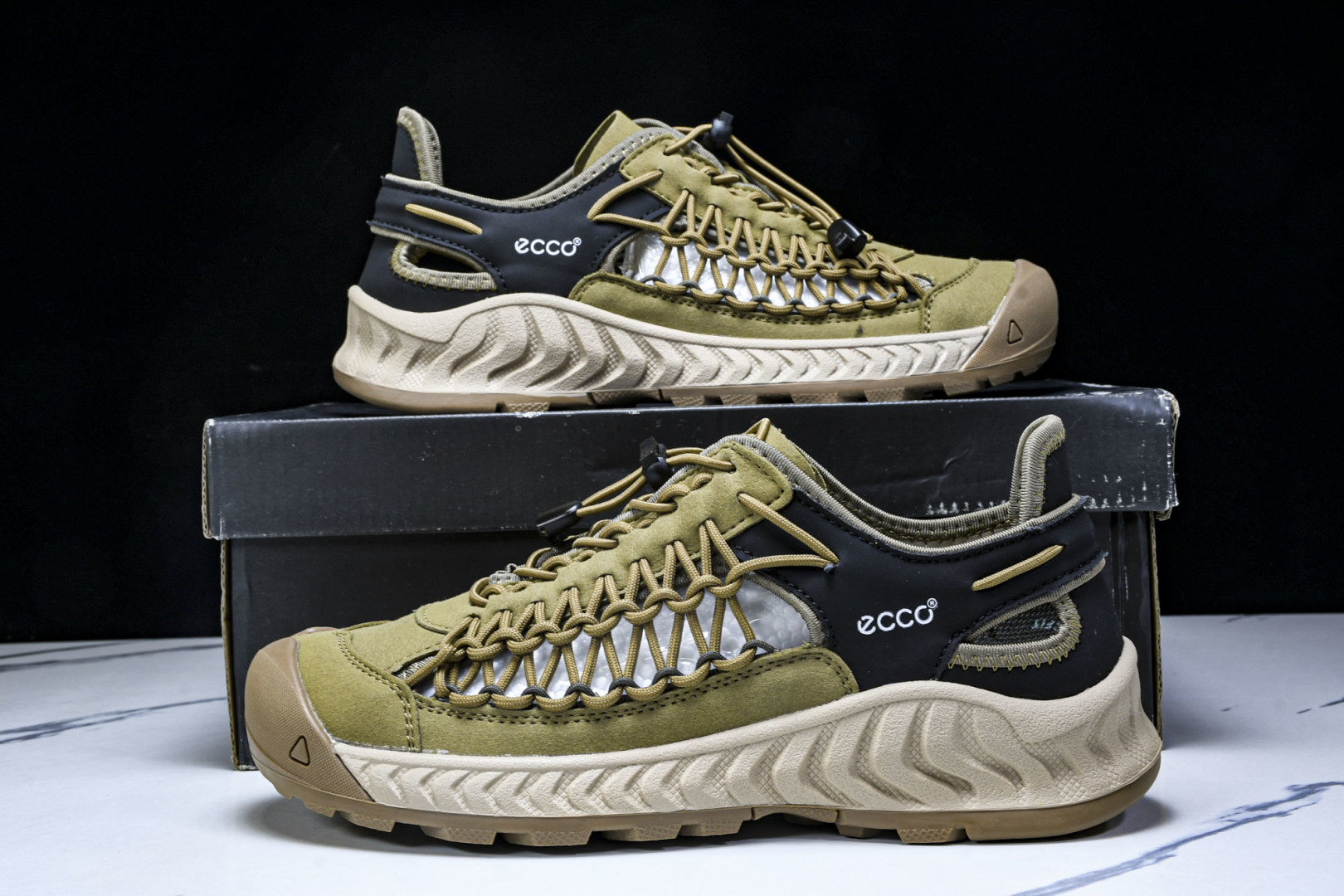 爱步 尺码39-44

纯原出品-Ecco爱步 越野系列 夏季新款 男士牛皮舒适运动沙滩凉鞋 77169